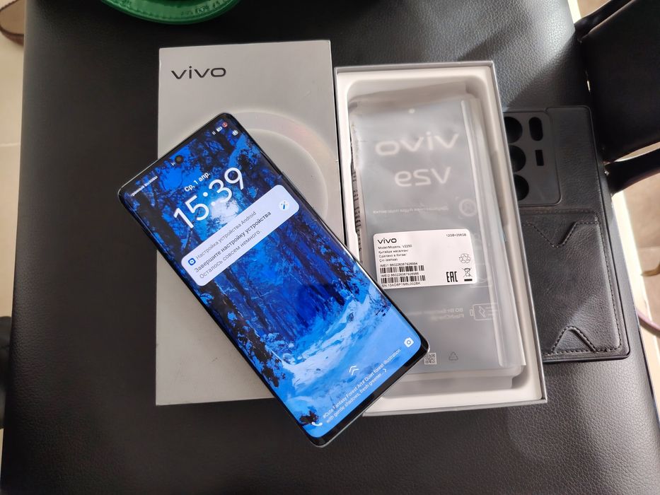 продаётся телефон