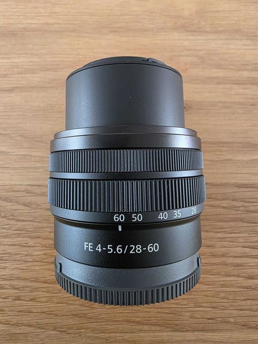 Obiectiv full frame Sony 28-60 f4-5.6 nou (0 cadre 0 min filmare)