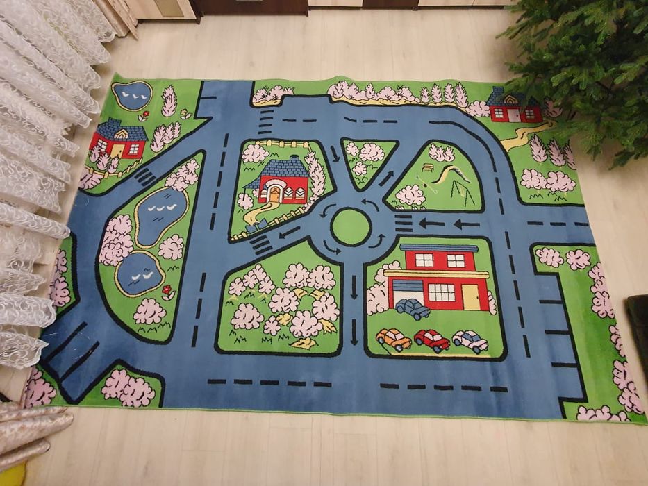 Продам детский ковер.