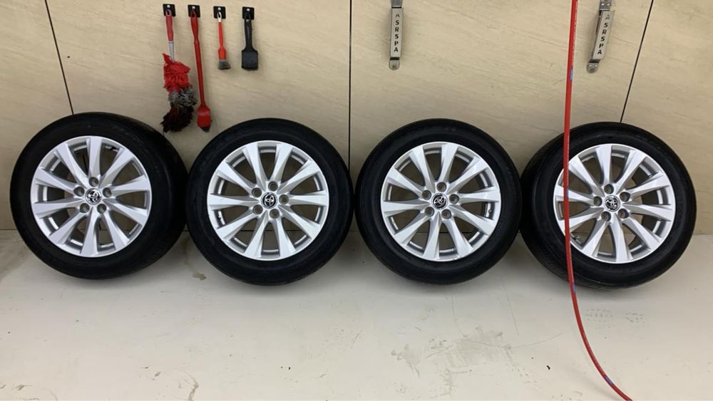 диск на камри. с шины