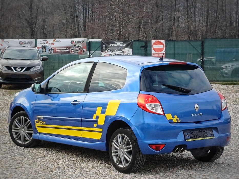 Renault Clio 1.6 131cp