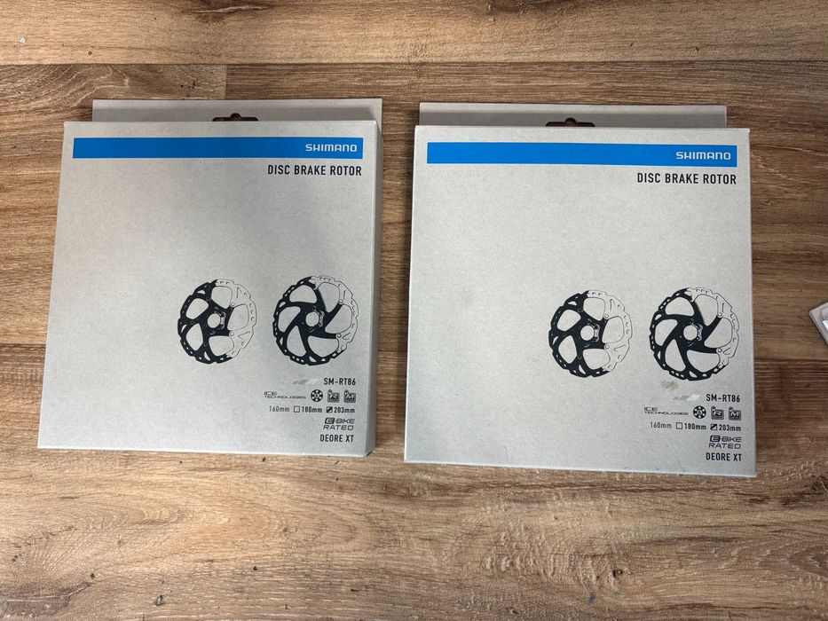Дискове Ротори Shimano SM-RT70 180 и 203 мм center lock
