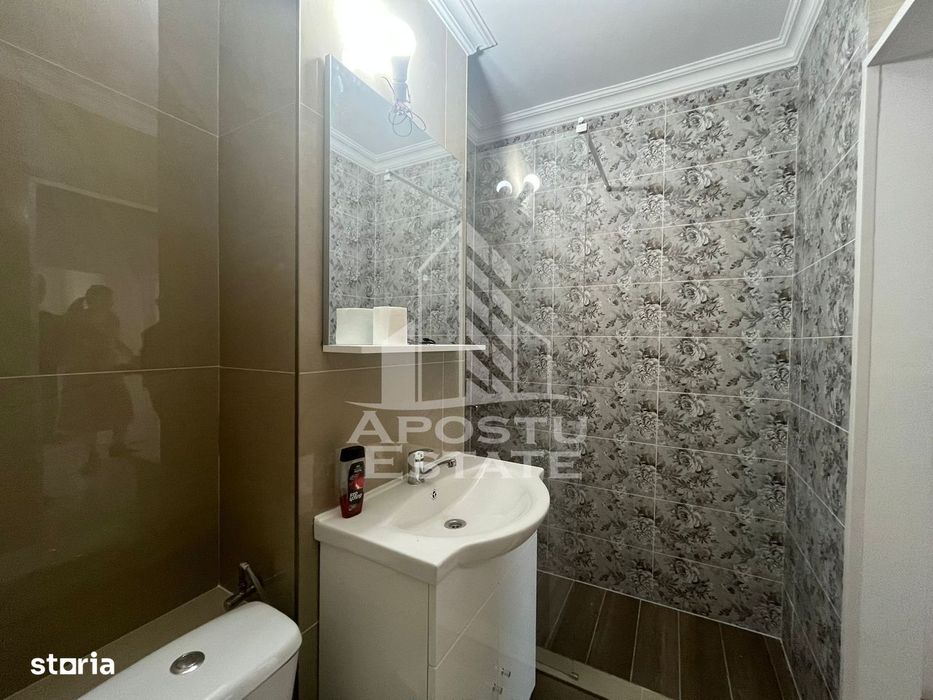 Apartament cu 2 camere, decomandat, renovat, zona Dambovita — fotografia 3