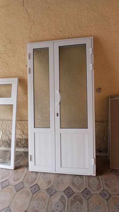 Акфа эшик ва ром сотилади