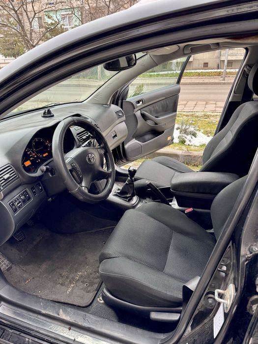 Продавам Toyota 2.2 D-4D, 2005 г.