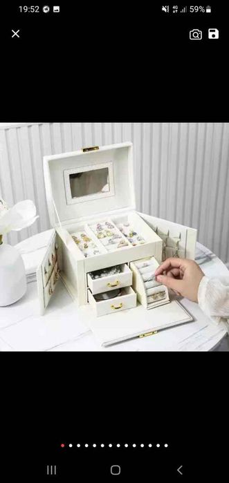 Шкатулка для украшений