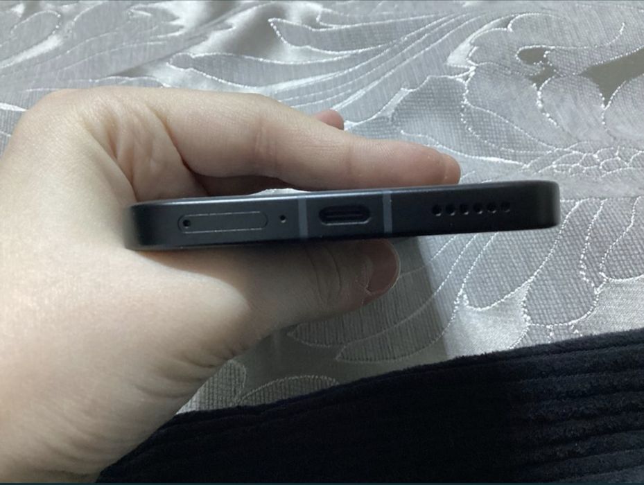 Poco f7 идеальное состояние