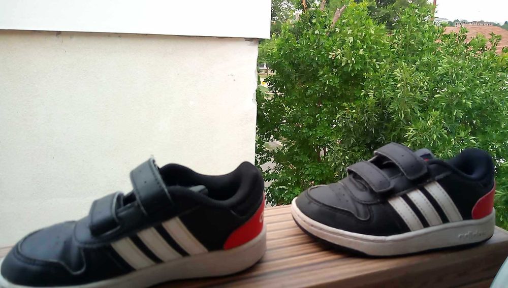 Детски маратонки адидас размер 25.5