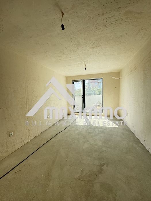 Продава се Тристаен апартамент в Варна, Кайсиева градина - 73 кв.м за 1480 €/кв.м - Снимка #1