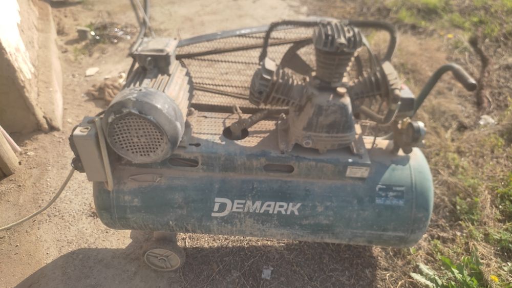 Компрессор 380 вольт, с шлангам диаметром