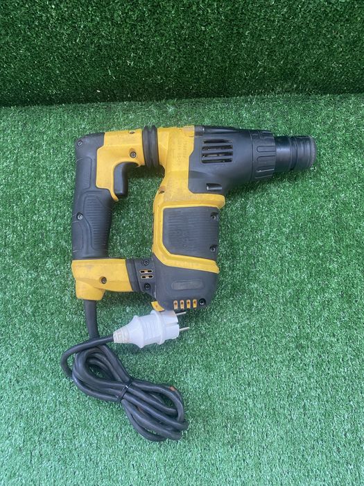 Перфоратор Dewalt D25052 - qs