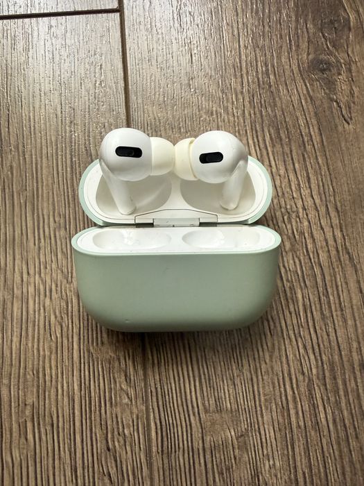 Airpods            Pro ,