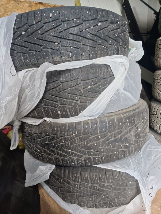 Продам зимние шины
