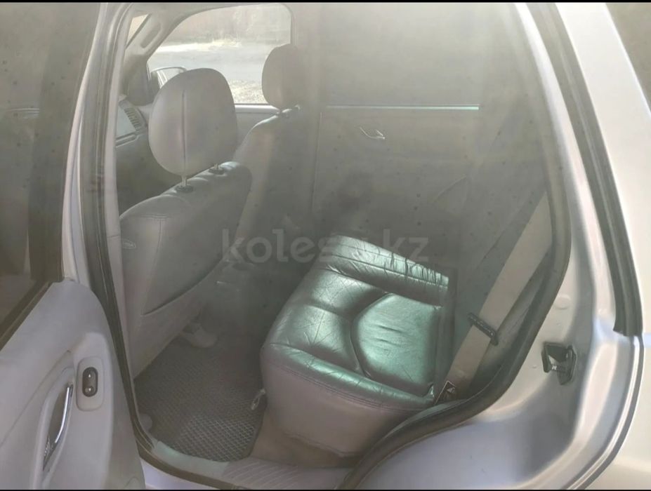 Продам Мазда Требют