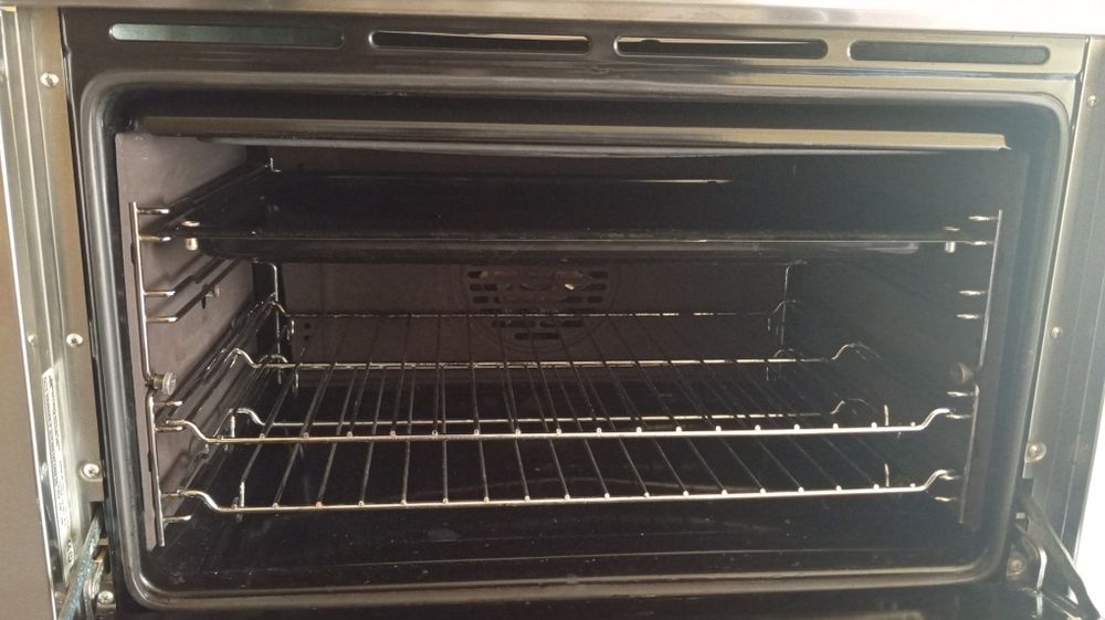 Cuptor încorporabil premium SMEG 90 cm – Stare foarte bună / Fabricat în Italia