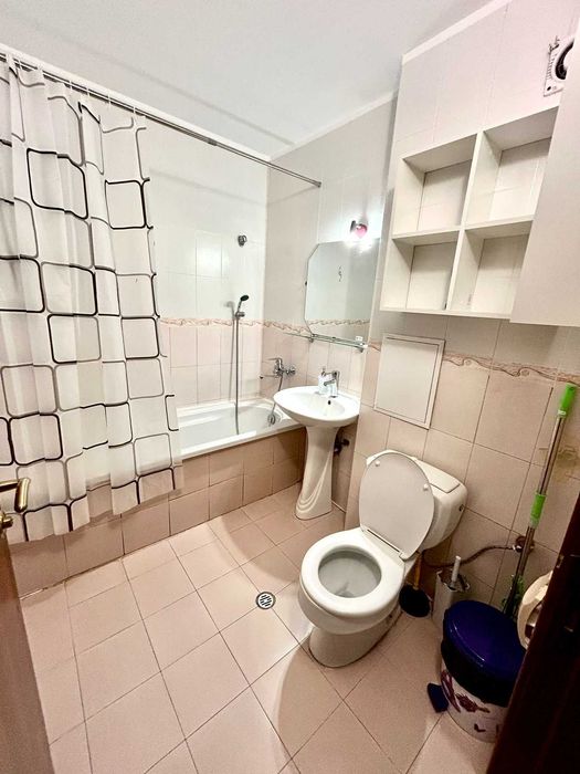 Дава се под наем Тристаен апартамент в София, Люлин 8 - 130 кв.м за 765 € - Снимка #9