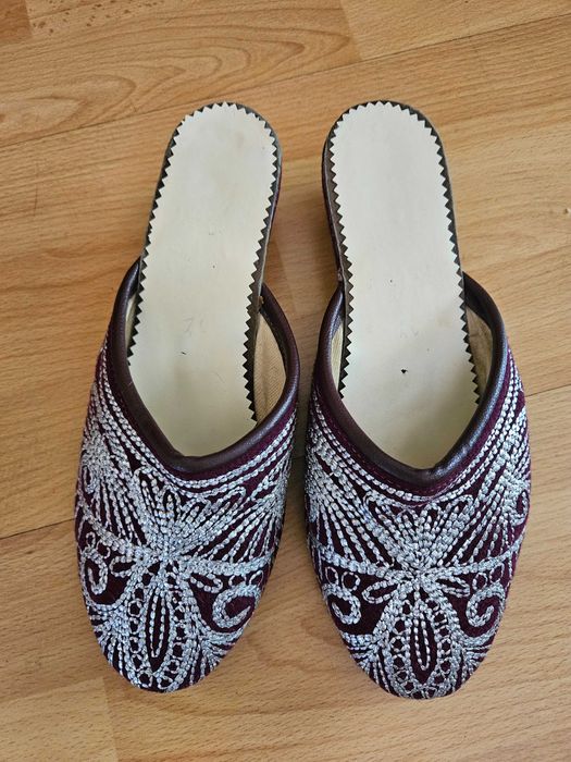 Везани родопски чехли 37 р.