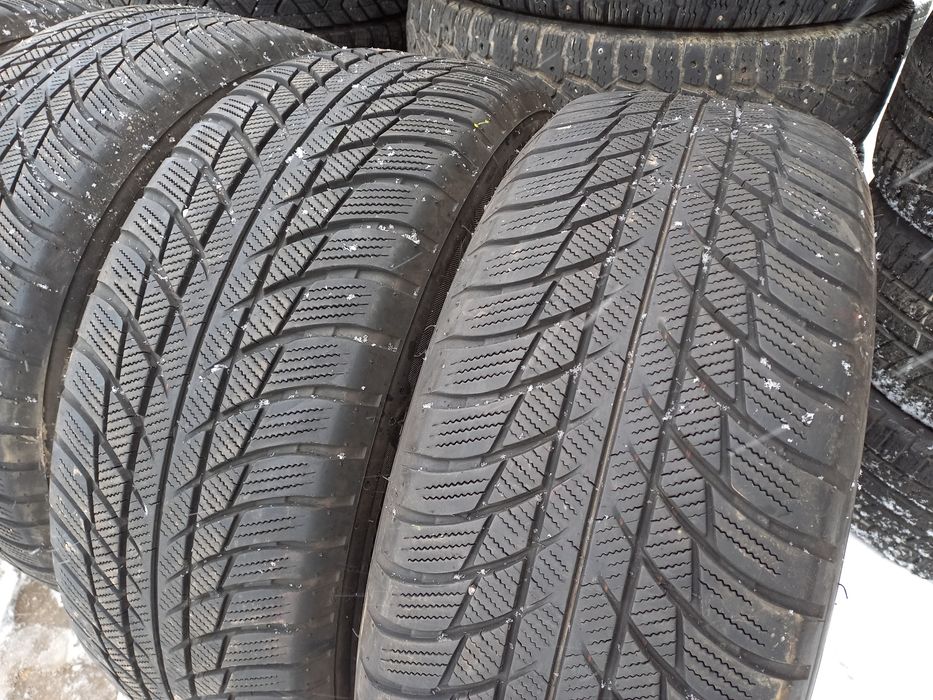 Anvelope second iarnă 225 50 R17 RFT Bridgestone