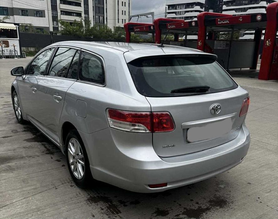 Toyota Avensis 2.0 diesell 2011