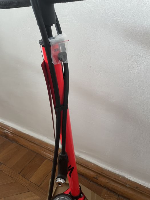 Насос для велосипеда  новый Specializeo