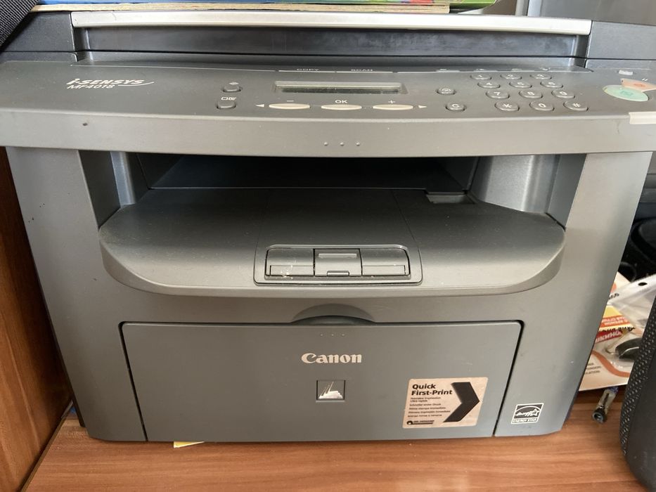 Продам принтер в отличном сосотоянии , есть еще скан