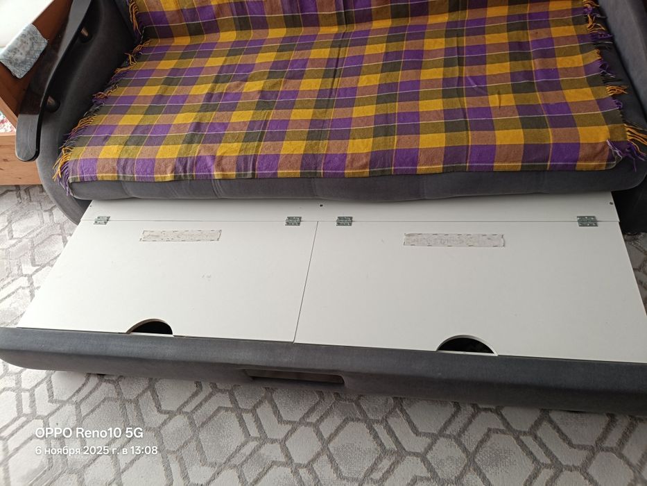 Продам диван в хорошем состоянии