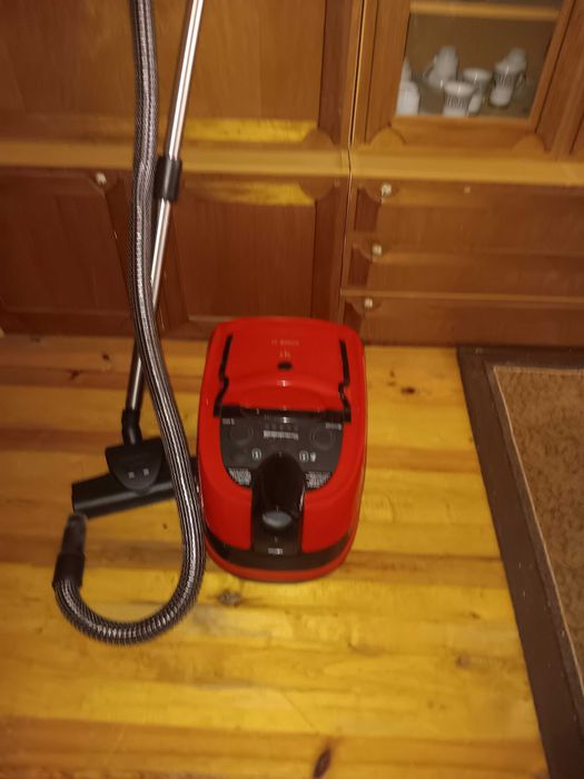 Перяща прахосмукачка bosch