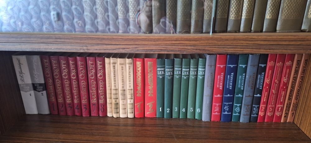 Продам   подписные издания,детские книги, журналы по вязанию, книги,по