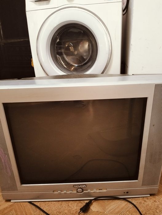Отдам телевизор seven