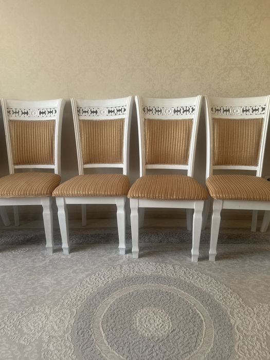 Стулья , состояние хорошие. 8 шт.