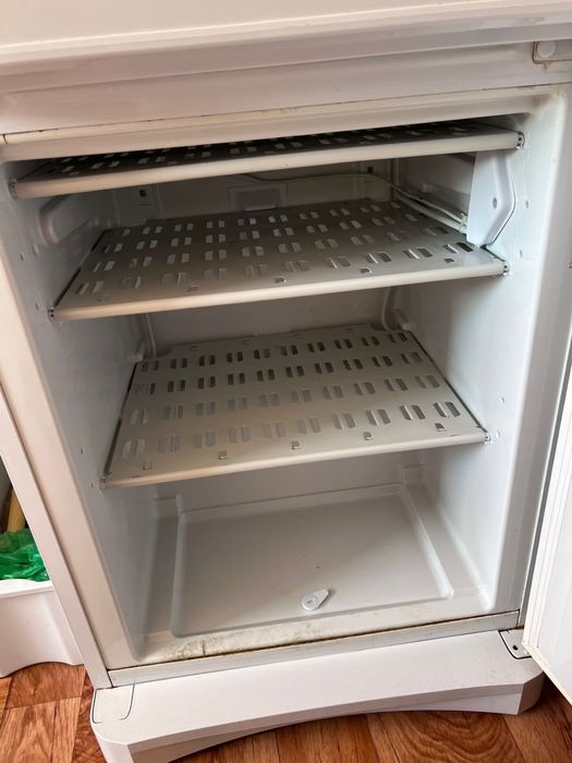 Продается Холодильник