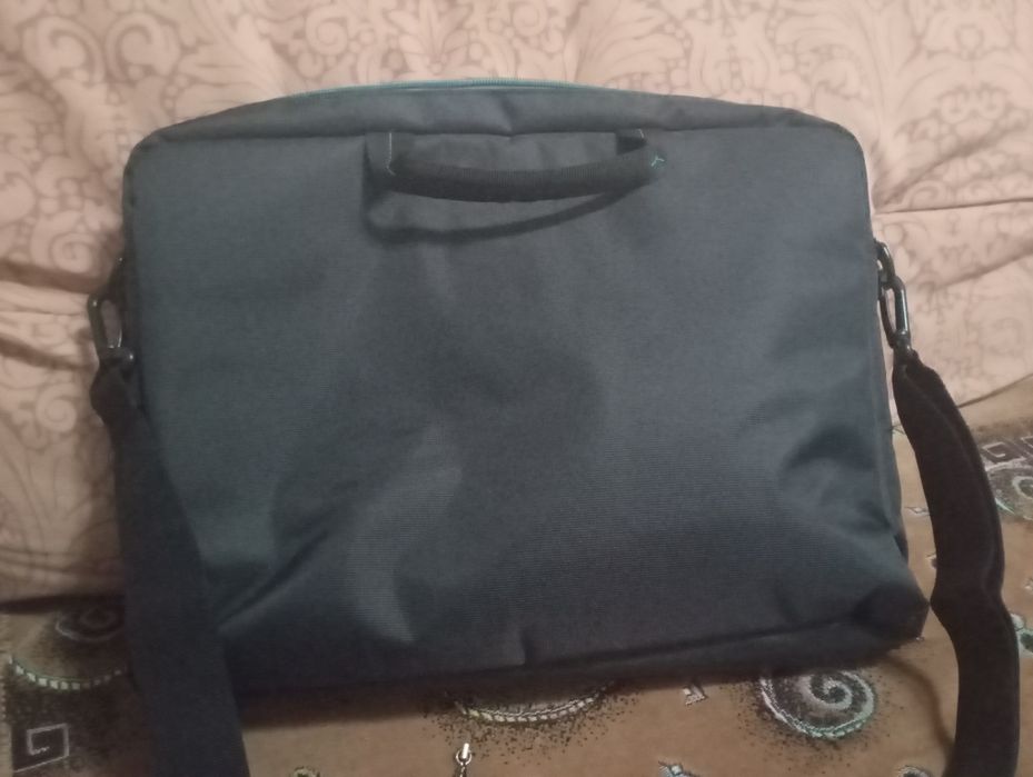 Продам ноутбук Packard bell