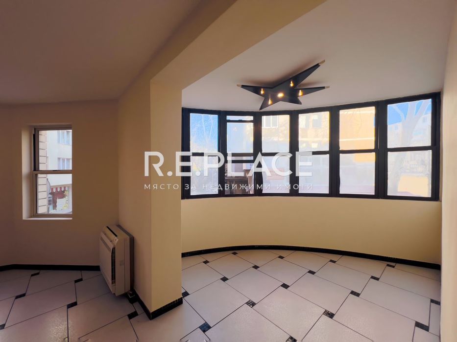 Продава се Четиристаен апартамент в Варна, Спортна зала - 136 кв.м за 2346 €/кв.м - Снимка #4