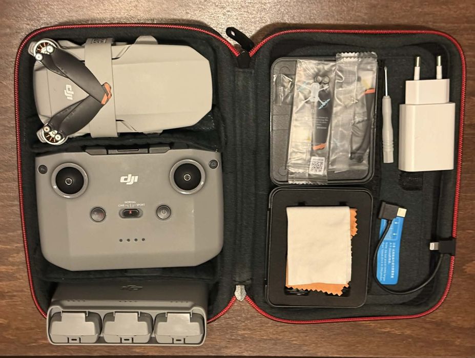 DJI Mini 2 Fly More Combo