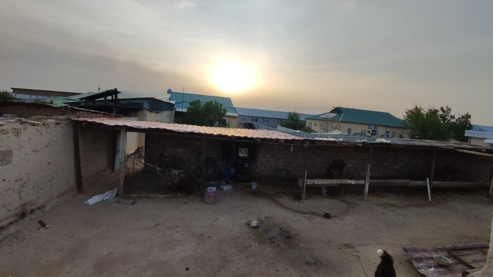 4 хоналик ховли срочный сотилади