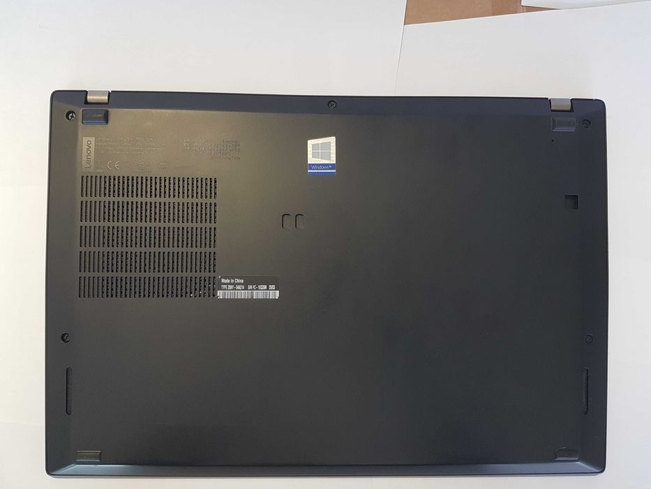 Lenovo ThinkPad T490s Intel® Core™ i7-8565U, Impecabil