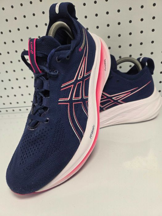 Оригинални дамски маратонки- Asics Gel Nimbus 26