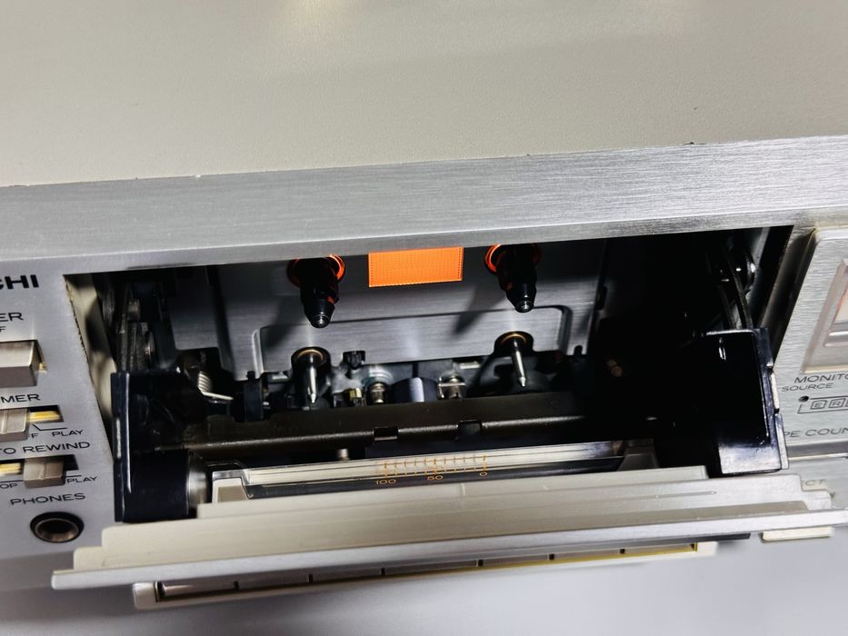 Deck cap de serie HITACHI D-90S,BIAS adj,REC calibrare,sunet deosebit