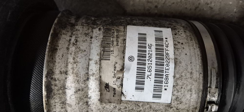 Perna/perne aer spate WV Touareg 2007