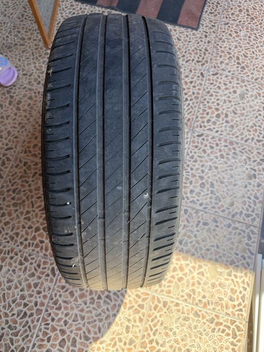 Set 4 jante BMW R17 + anvelope 225/50 R17 – 1.500 lei