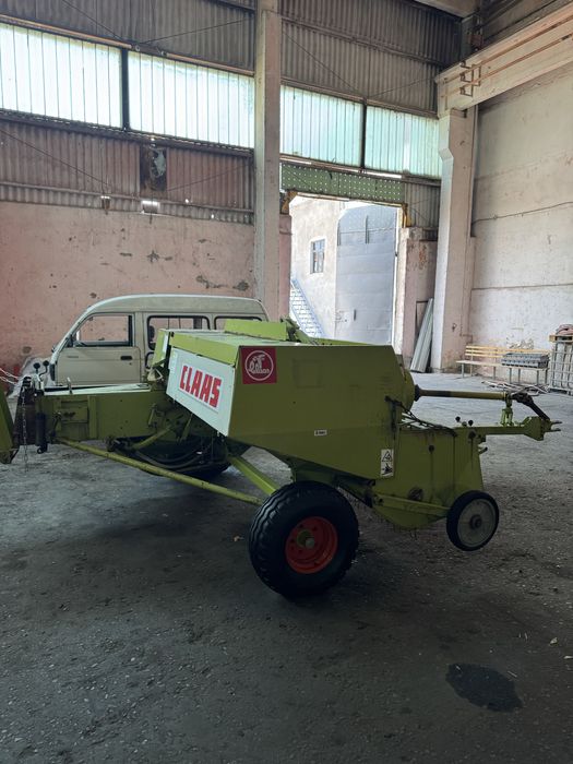 Claas markant 65