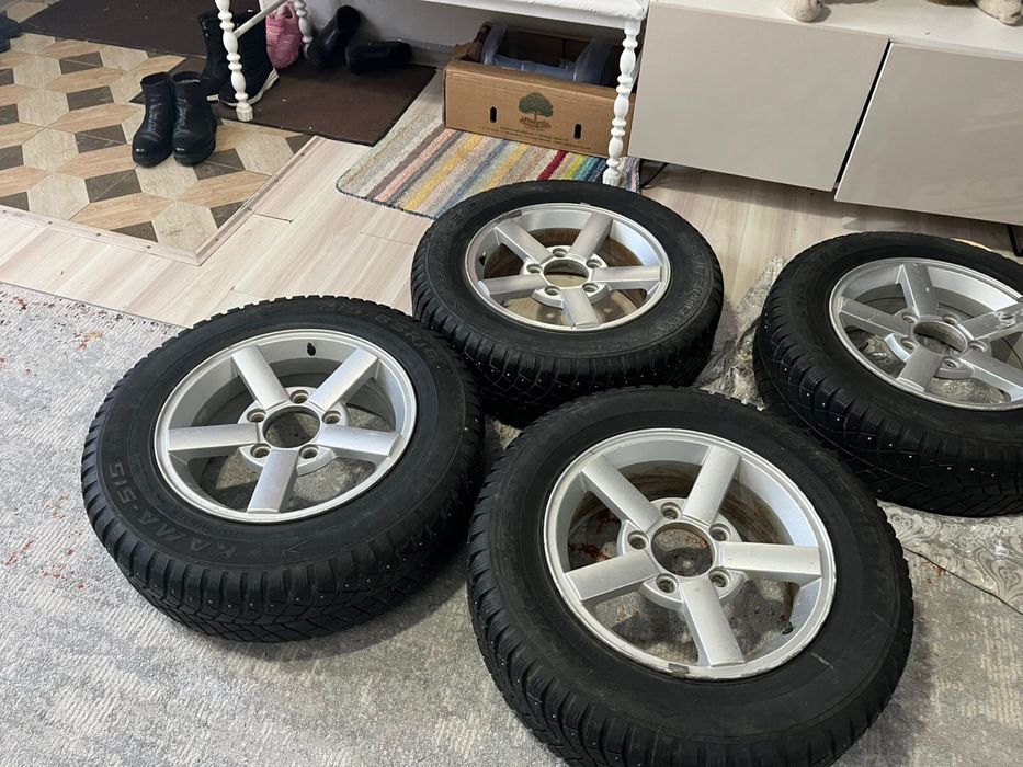Продам зимние шины