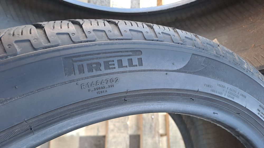 2бр. 255/40/21 Pirelli Scirpion Winter