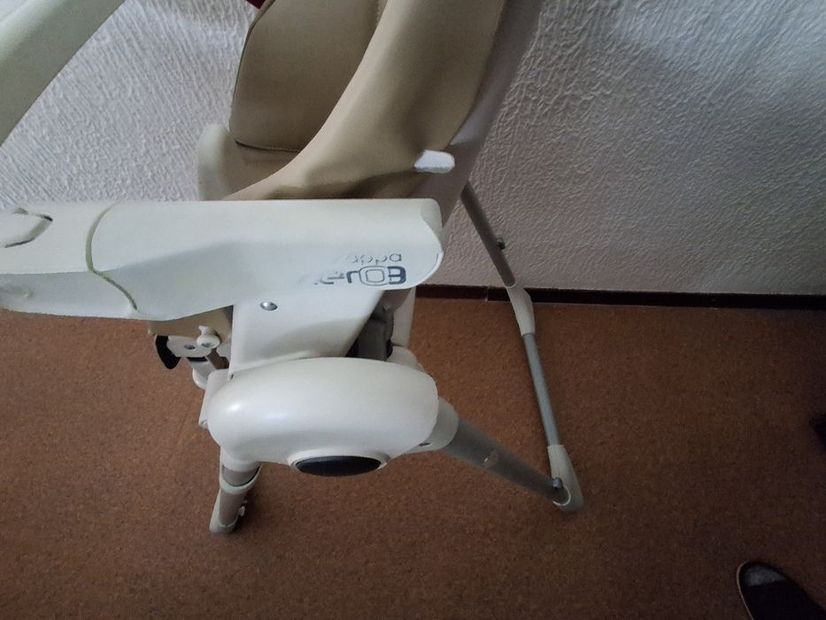 Детский стулчик для кормления