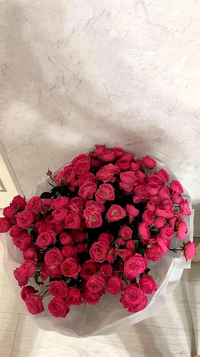 Срочно продам цветы,51 роза