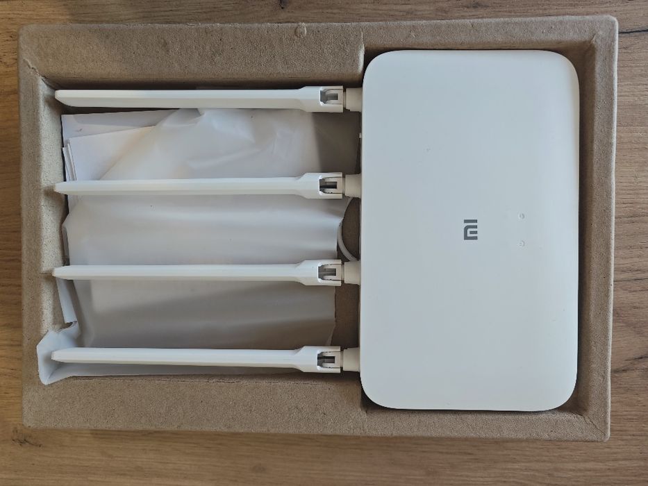 Продам роутер Xiaomi