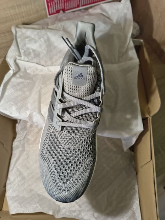 Adidas ultra boost, 44 2/3 сиви