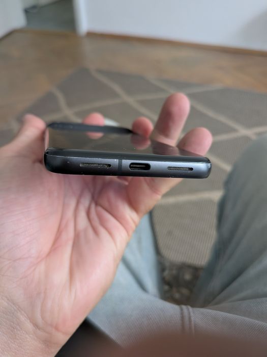 Google pixel 8 , с кутия