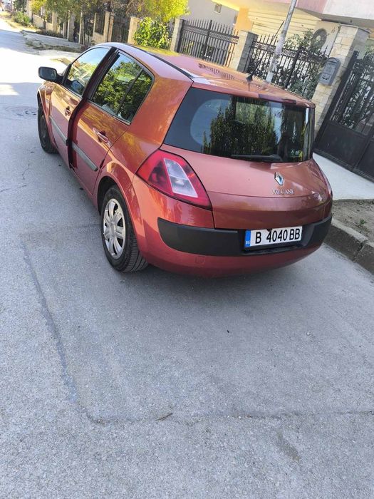 Renault megane 1.6 бензин
