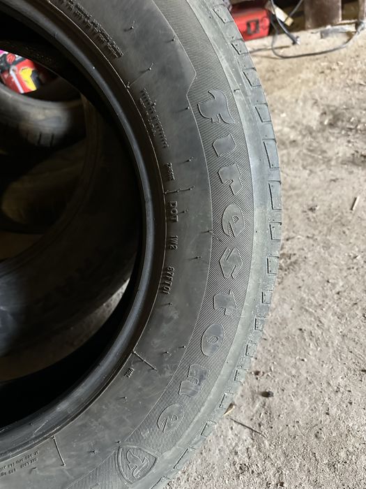 Шины летние б/у 235/65/17